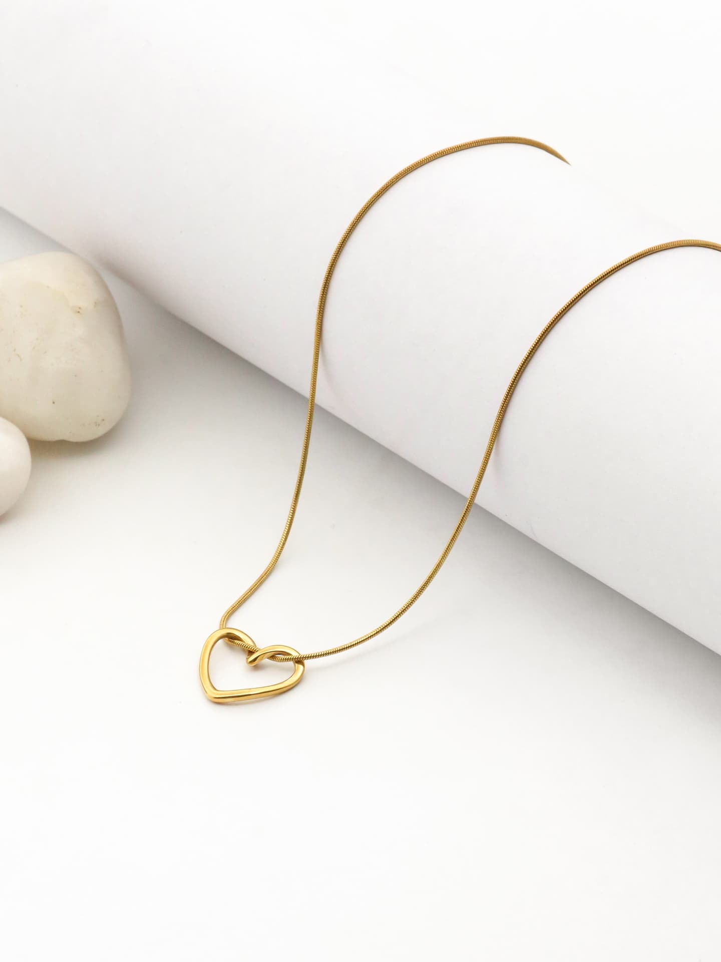 Dainty Open Heart Necklace
