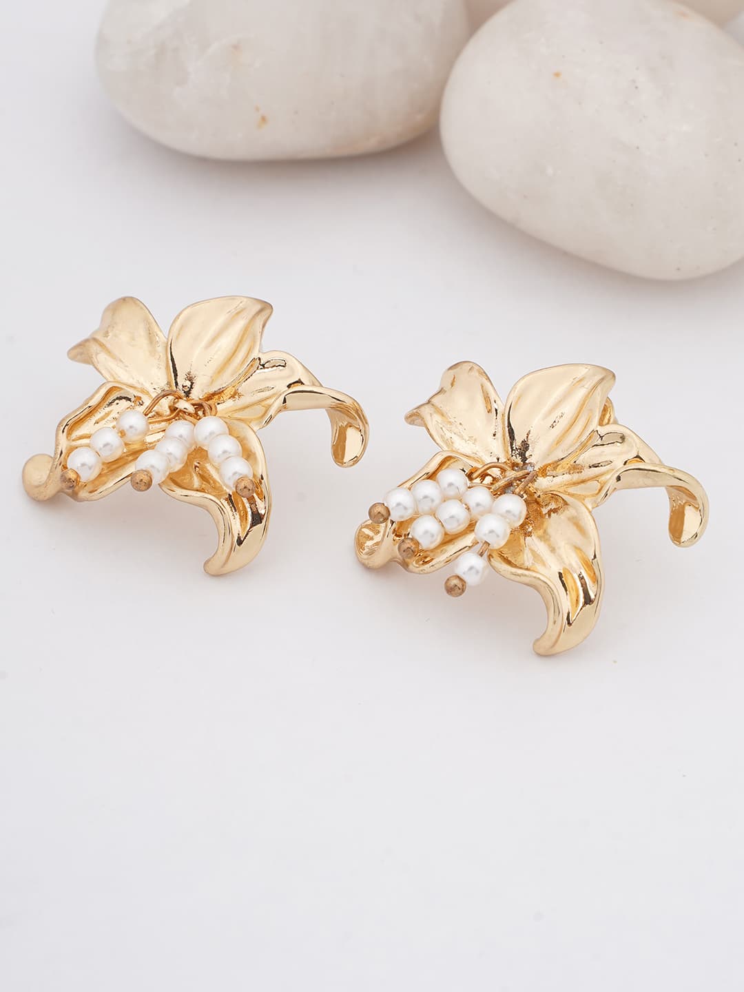 Pearl Cluster Floral Stud Earrings